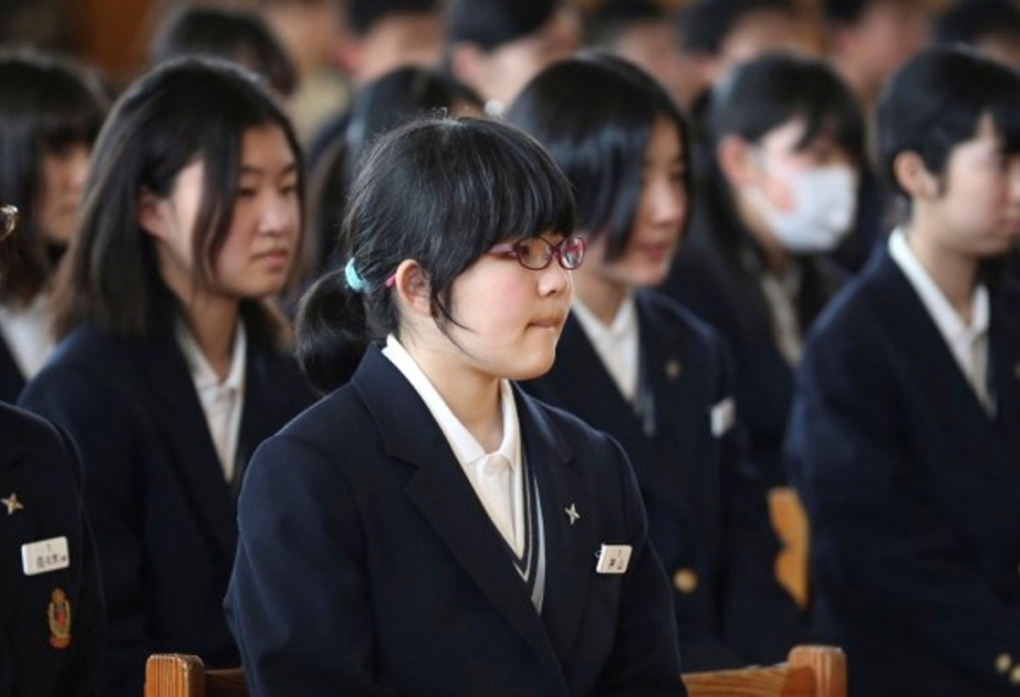 Yaponiyada uşaqların intiharı son 30 ildə ən yüksək həddə çatıb
