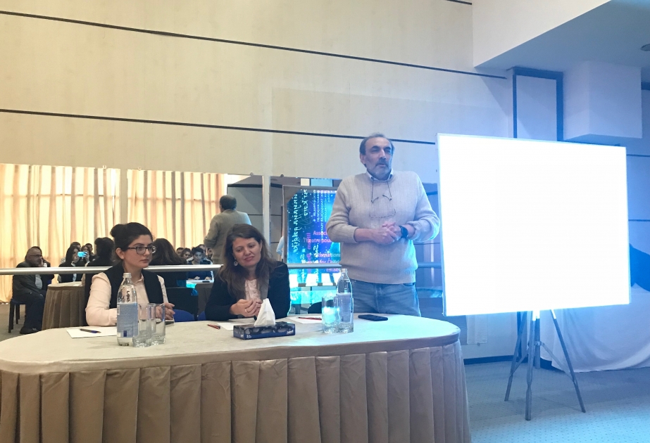 ASSİTEJ-in prezidenti Gənc Tamaşaçılar Teatrında olub