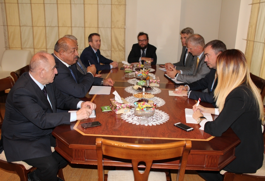 Le représentant spécial de l’UE pour le Caucase du Sud rencontre la communauté azerbaïdjanaise du Haut-Karabagh à Bakou