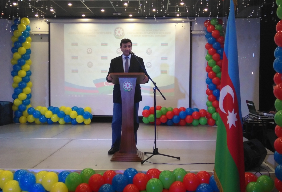 Azərbaycanın Dövlət Bayrağı Günü Poltavada qeyd edilib
