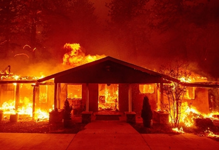 Waldbrände in Kalifornien: Paradise verwandelt sich in brennendes Inferno