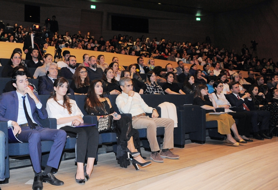 Worldwide renowned Sadhguru gives lecture at Heydar Aliyev Center