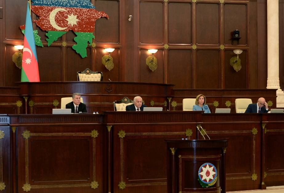 Auf Plenartagung von Parlament über Staatsbudget für 2019 diskutiert