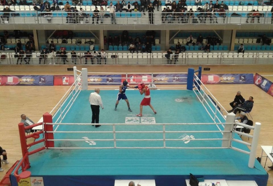 Gənclər arasında boks üzrə açıq Bakı birinciliyinin qalibləri müəyyənləşib
