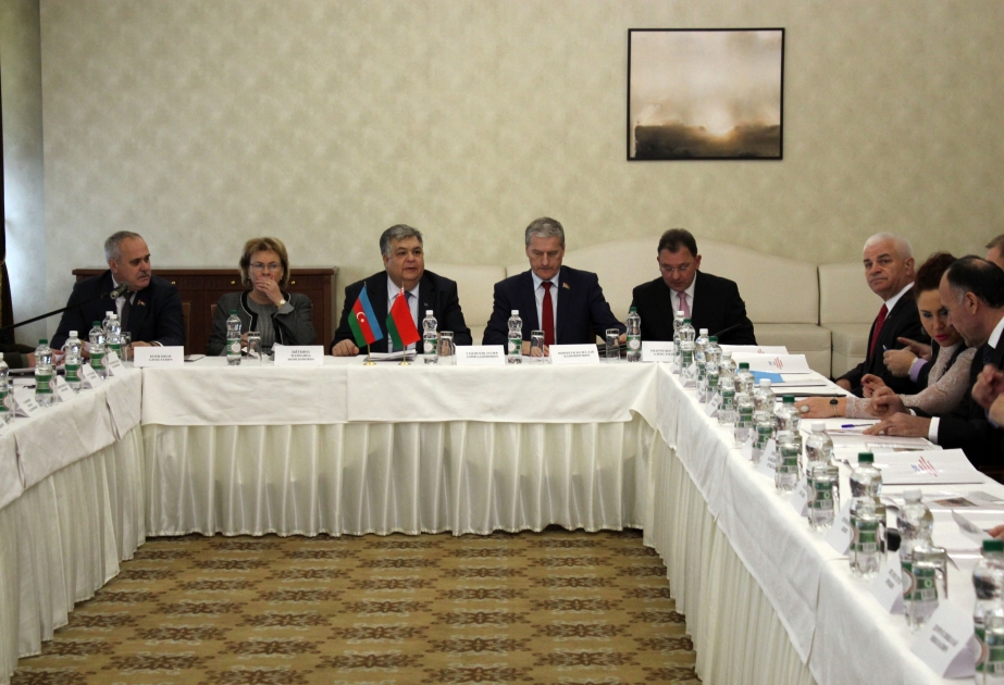 Azərbaycan-Belarus diplomatik münasibətlərinin qurulmasının 25 illiyinə həsr olunan konfrans keçirilib
