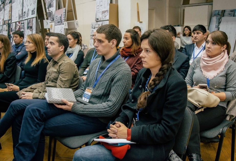 Молодые азербайджанские специалисты приняли участие в международной встрече молодых архитекторов, дизайнеров и инженеров в Москве