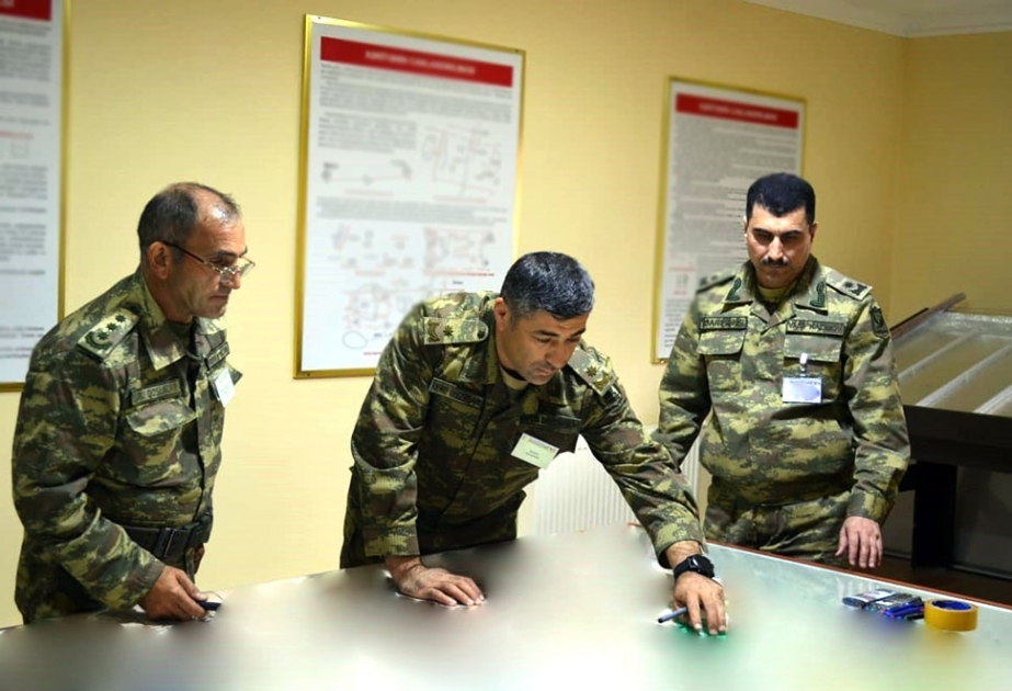 Hərbi birliklər komanda-qərargah hərb oyunları çərçivəsində qarşıya qoyulan vəzifələri icra edirlər