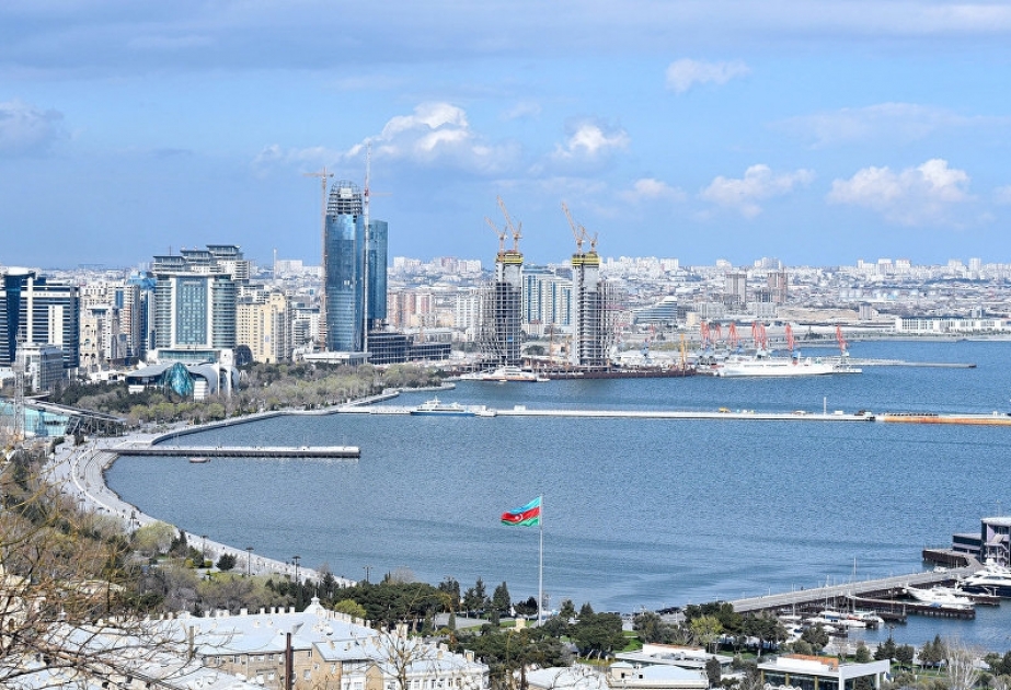 Российская туристка выразила благодарность Президенту и первой леди Азербайджана