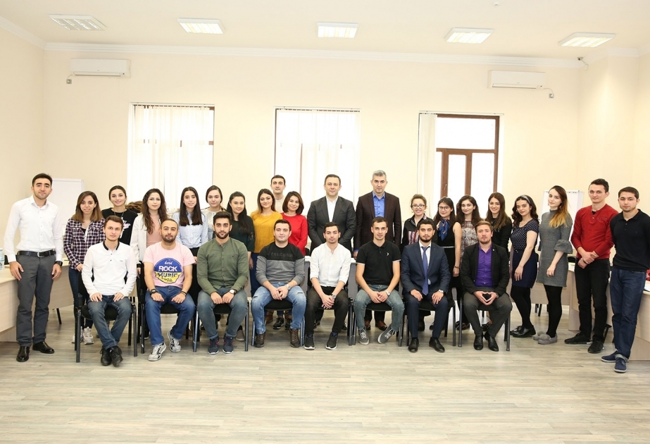 MBA students at BHOS taught by professional managers