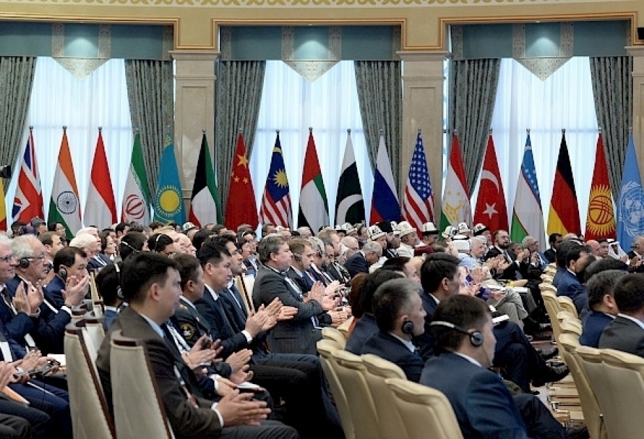 انتهاء المؤتمر الدولي الثاني "الإسلام في الدولة المدنية المعاصرة" في بيشكيك