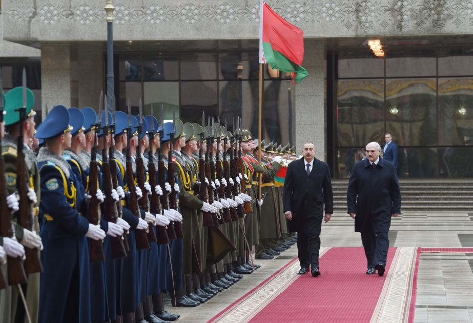Official welcome ceremony was held for President Ilham Aliyev in Minsk VIDEO