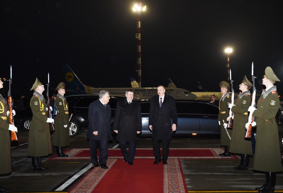 Le président azerbaïdjanais termine sa visite officielle en Biélorussie VIDEO