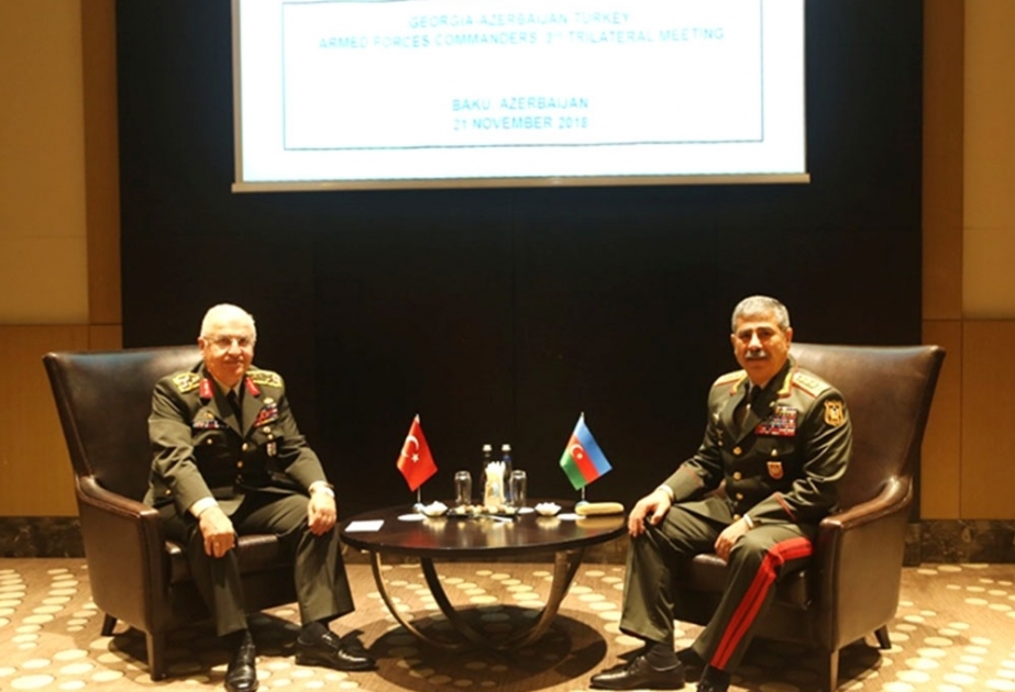 Azerbaijan`s defense minister meets chief of Turkish General Staff