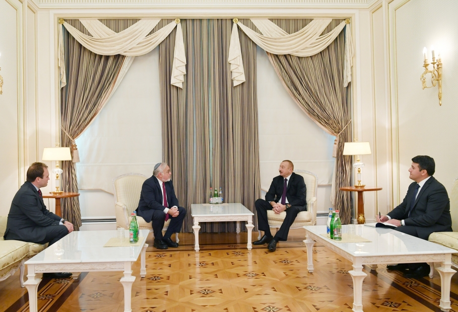 Präsident Ilham Aliyev empfängt religiöse Persönlichkeiten aus den USA VIDEO