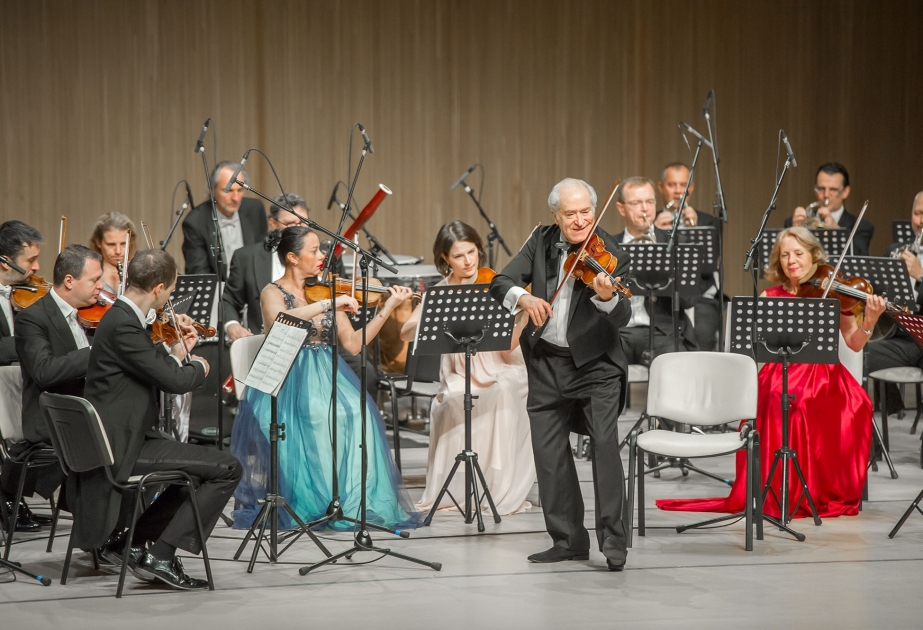 Heydər Əliyev Mərkəzində Vyana Ştraus Festival Orkestrinin konserti olub