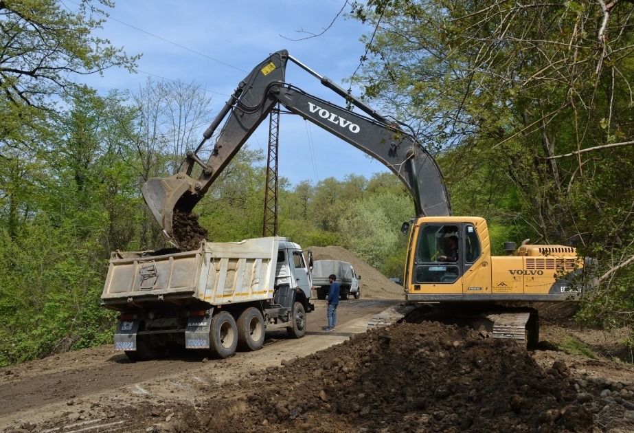 President Ilham Aliyev allocates AZN 9m for construction of road in Yardimli