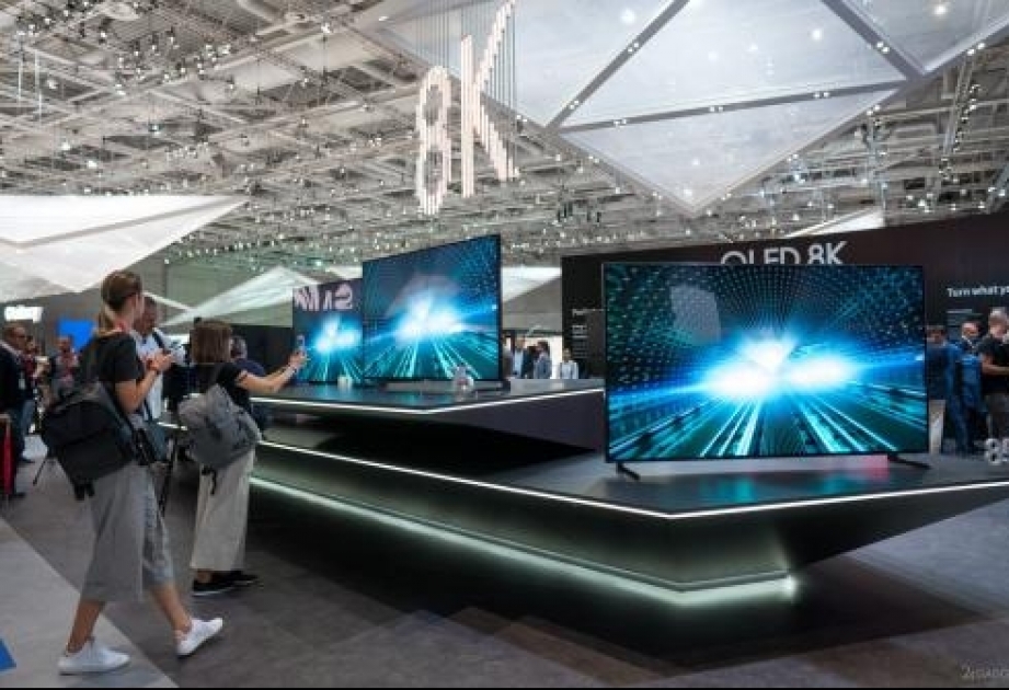 Телевизор с искусственным интеллектом и 8К представил Samsung