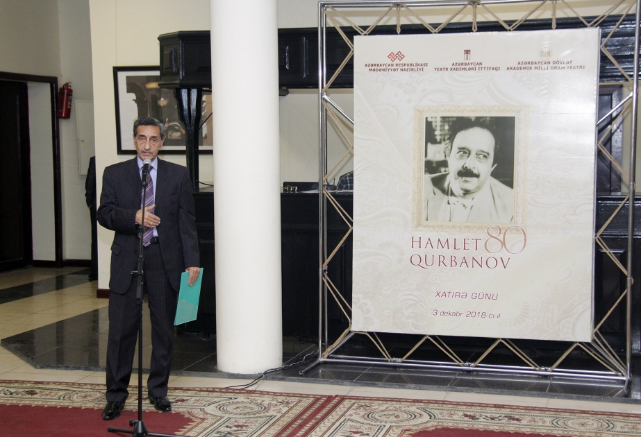 Əməkdar artist Hamlet Qurbanovun xatirəsi yad olunub