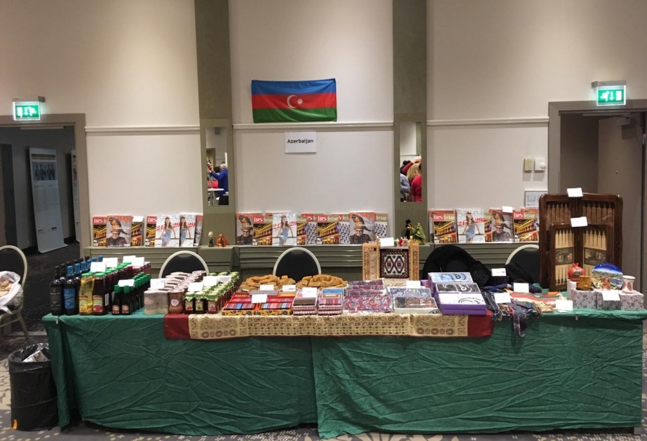 Azərbaycanın Estoniyadakı səfirliyi Tallində keçirilən xeyriyyə bazarında iştirak edib