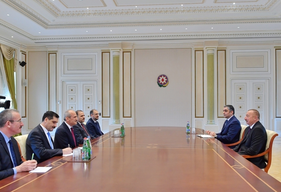 Президент Ильхам Алиев принял делегацию во главе с министром транспорта и инфраструктуры Турции ВИДЕО