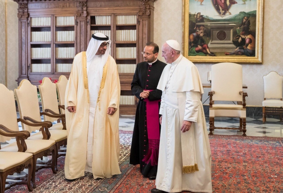 Папа Римский впервые посетит ОАЭ в 2019 году