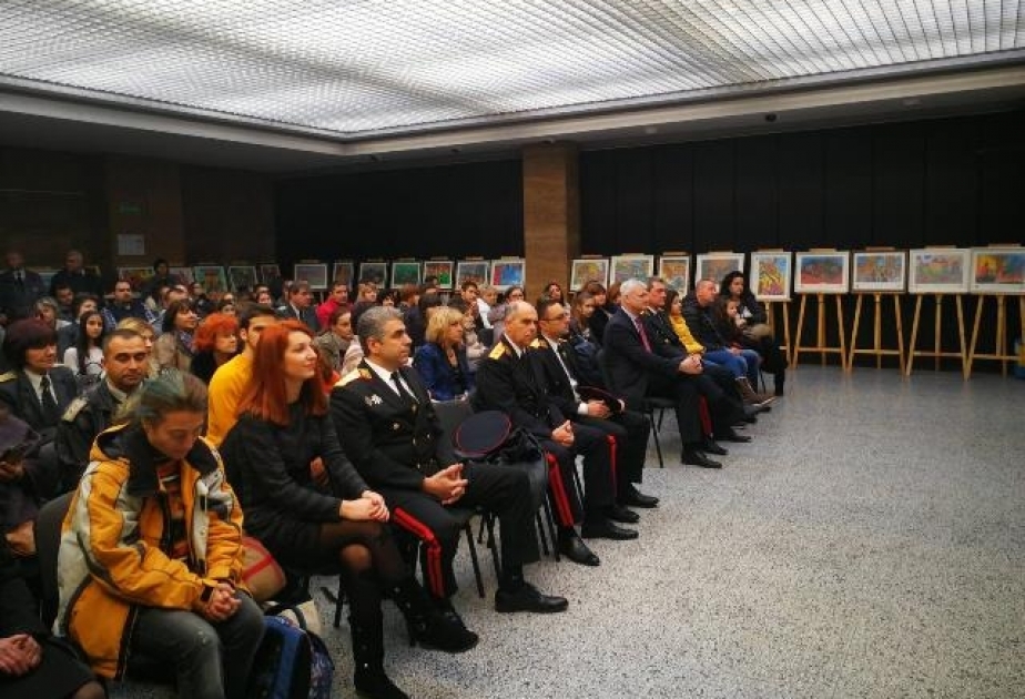 Azərbaycanlı gənc rəssamlar Bolqarıstanda beynəlxalq rəsm müsabiqəsinin qalibi olublar