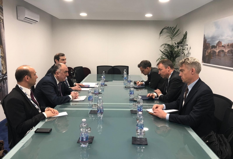 Entretien entre Elmar Mammadyarov avec Toivo Klaar