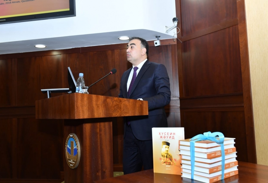 Hüseyn Cavidin şeirləri qazax dilində çap olunub VİDEO