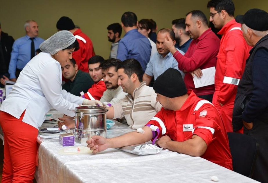 “Azərikimya” İstehsalat Birliyində 300-dək kimyaçı talassemiyalı xəstələr üçün qan verib