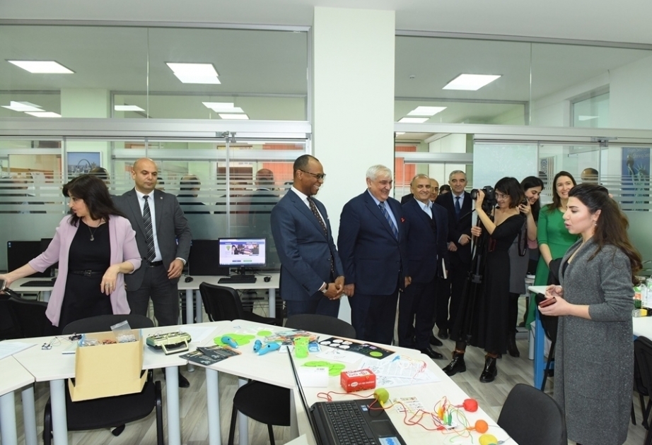 إعادة تشغيل مركز باكو الأمريكي بعد الإصلاح