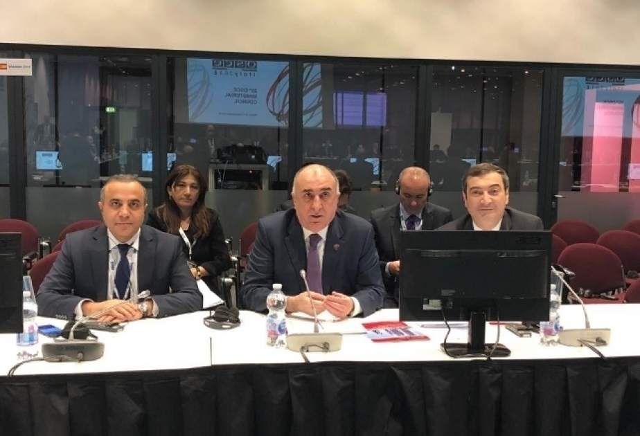 Elmar Mammadyarov: Bakou-Tbilissi-Kars contribuera significativement au transport ferroviaire de fret Europe-Asie