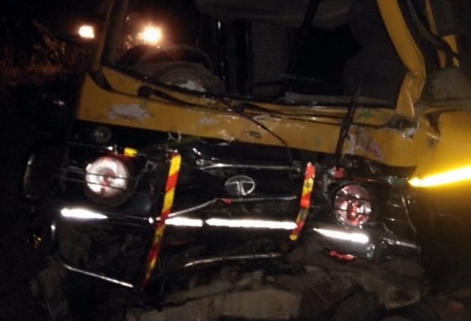 11 killed in road mishap in India
