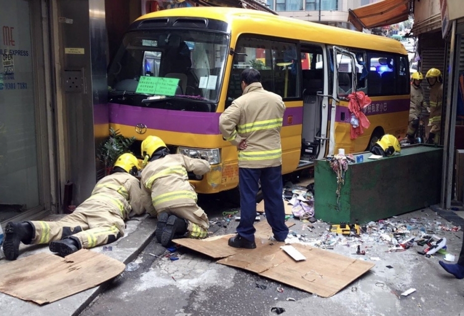 4 dead, 11 injured in Hong Kong school minibus crash