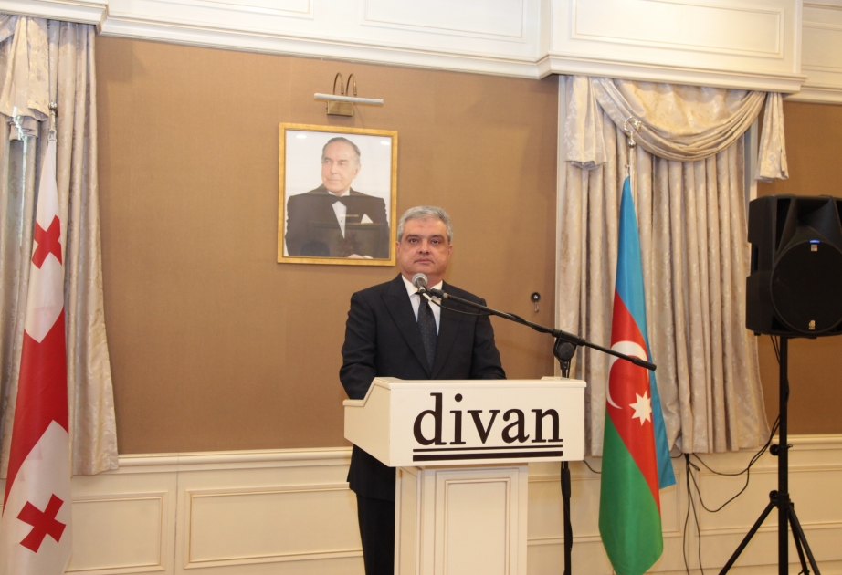 Azərbaycana ağır vaxtlarda rəhbərlik edən Heydər Əliyev xalqına sülh, iqtisadi və siyası müstəqillik qazandırıb