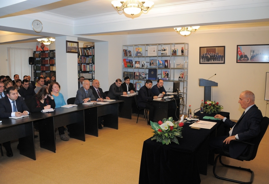 L’AZERTAC commémore la mémoire du leader national Heydar Aliyev
