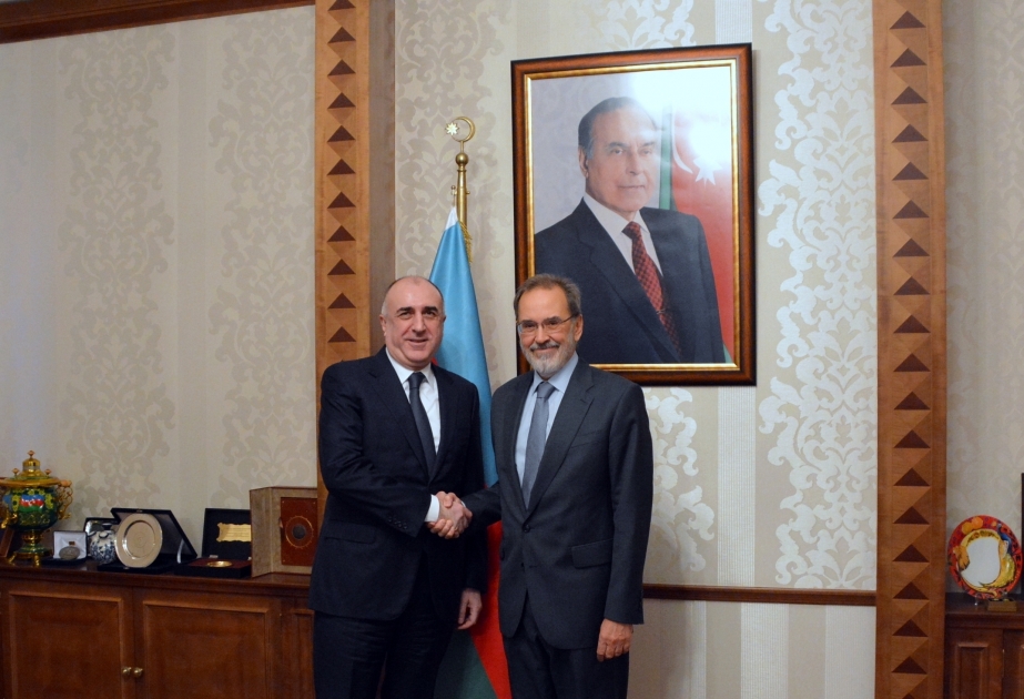 Azerbaijani FM meets with outgoing Brazilian ambassador