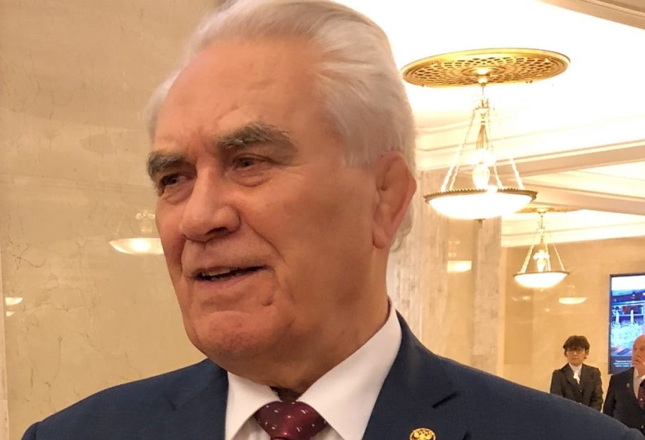 Gennadi Şmal: Dünya Heydər Əliyev, Fərman Salmanov, Sabit Orucov kimi insanların üzərində dayanır