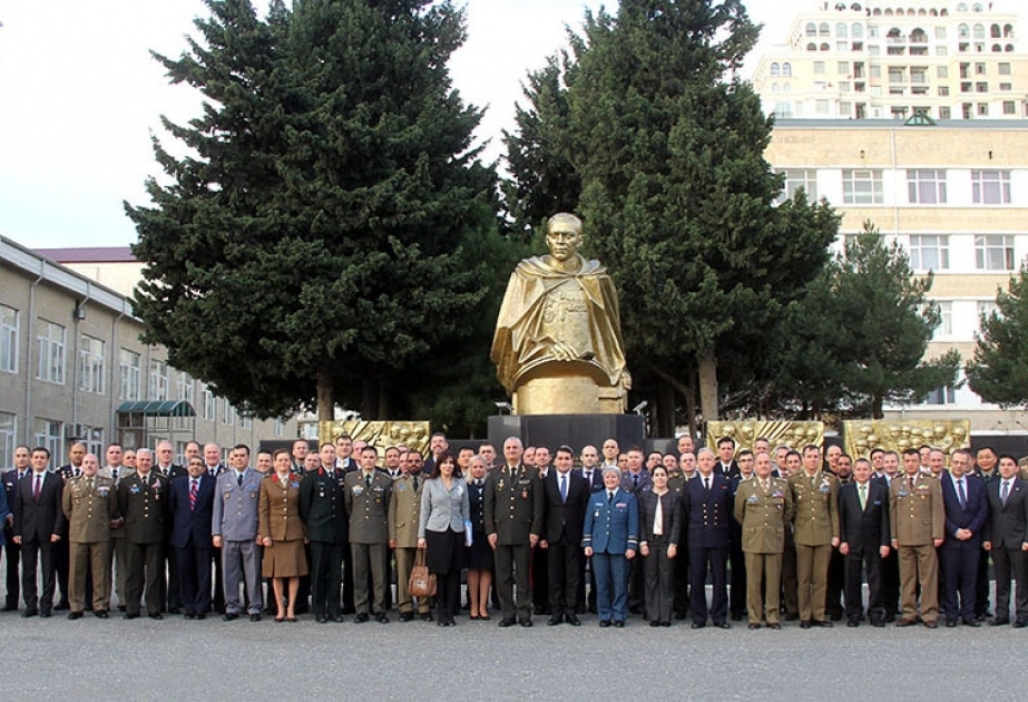 NATO Müdafiə Kollecinin nümayəndə heyəti Azərbaycanda səfərdədir