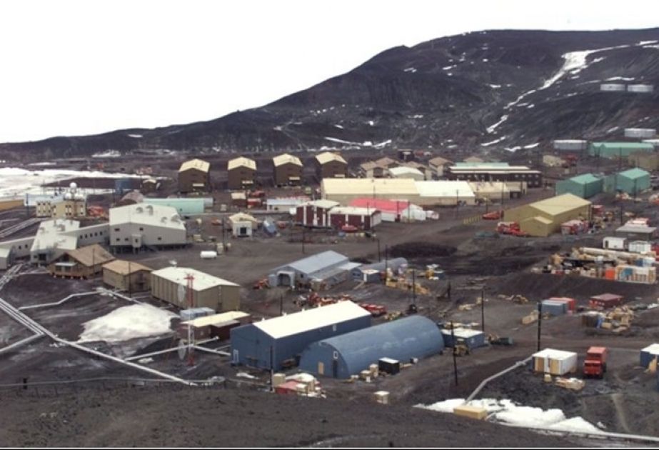 Pilot an US-Forschungsstation McMurdo in Antarktis zwei bewusstlose Techniker gefunden