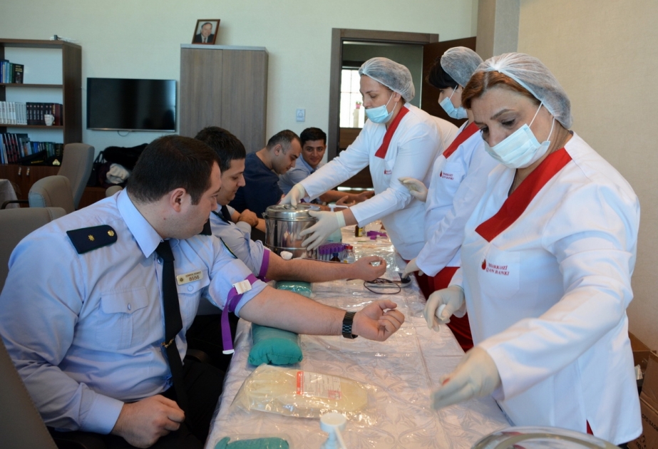 Bakı Baş Gömrük İdarəsində könüllü qanvermə aksiyası təşkil edilib