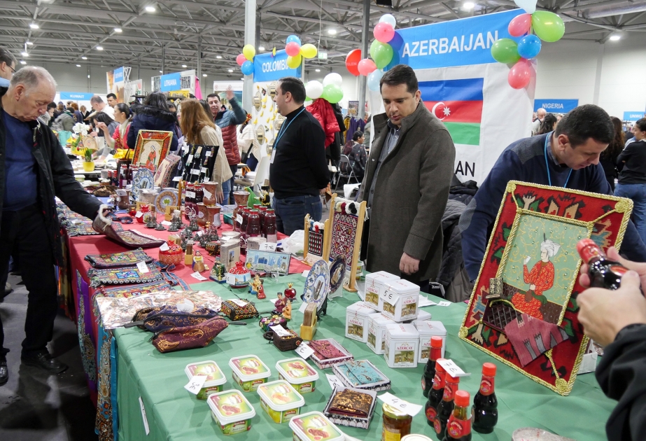 Azərbaycan məhsulları beynəlxalq xeyriyyə tədbirində təqdim olunub