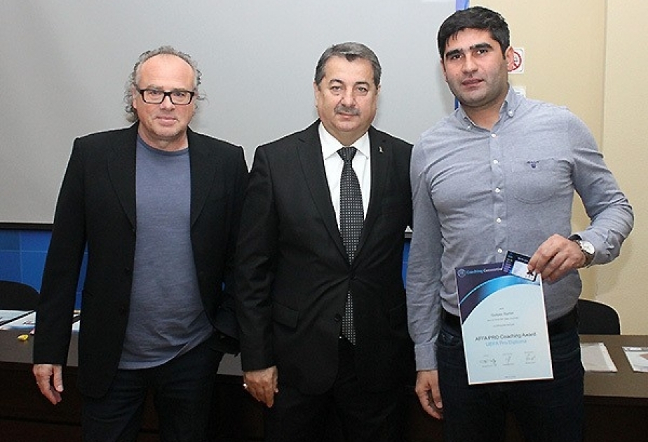 Azərbaycanın futbol məşqçilərinə UEFA-nın “Pro” lisenziyası təqdim olunub