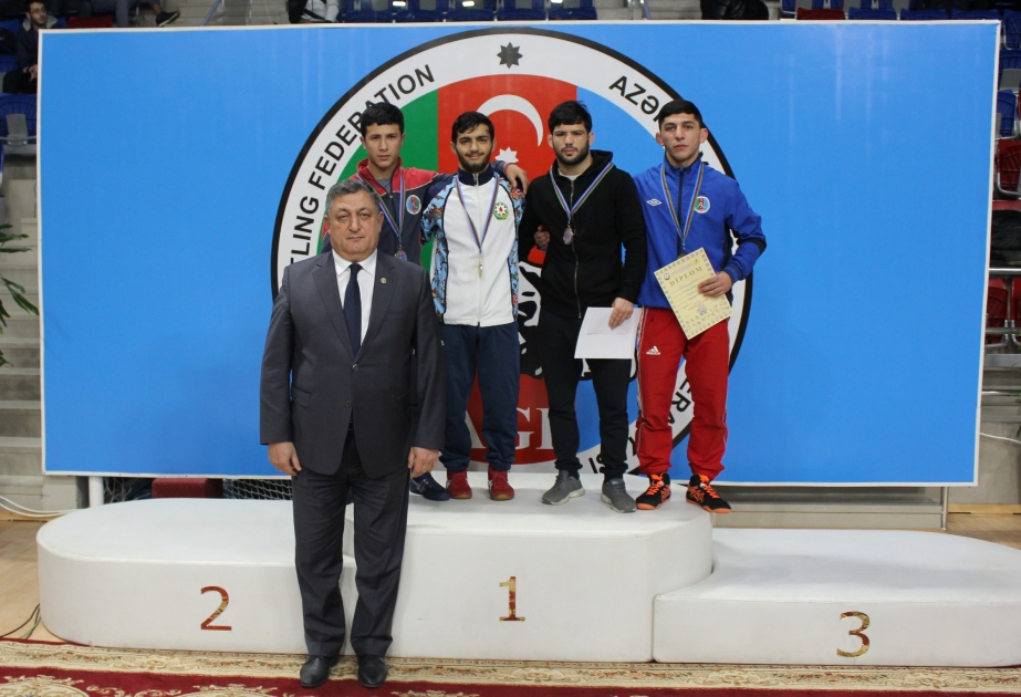 Güləş üzrə Azərbaycan çempionatının ilk qalibləri müəyyənləşib
