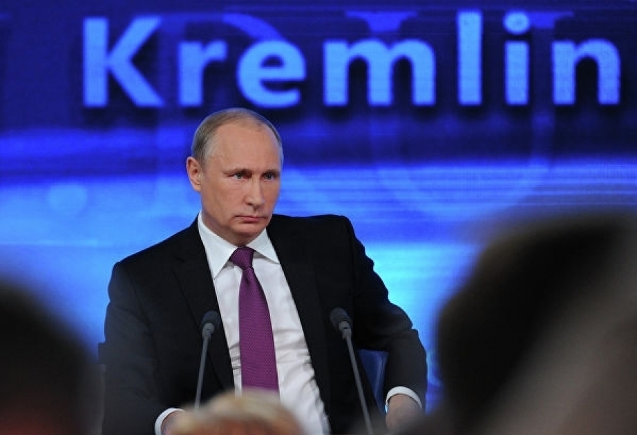 Vladimir Putin gives annual news conference