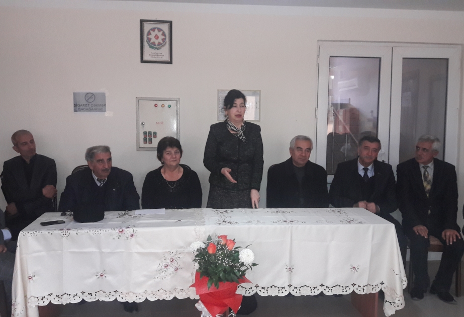 Şairə Xəzangül Hüseynova ilə görüş təşkil edilib