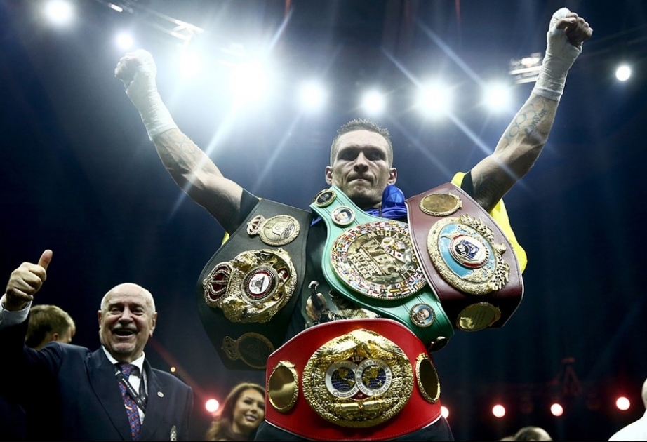 Украинец Усик назван лучшим боксером года по версии ESPN