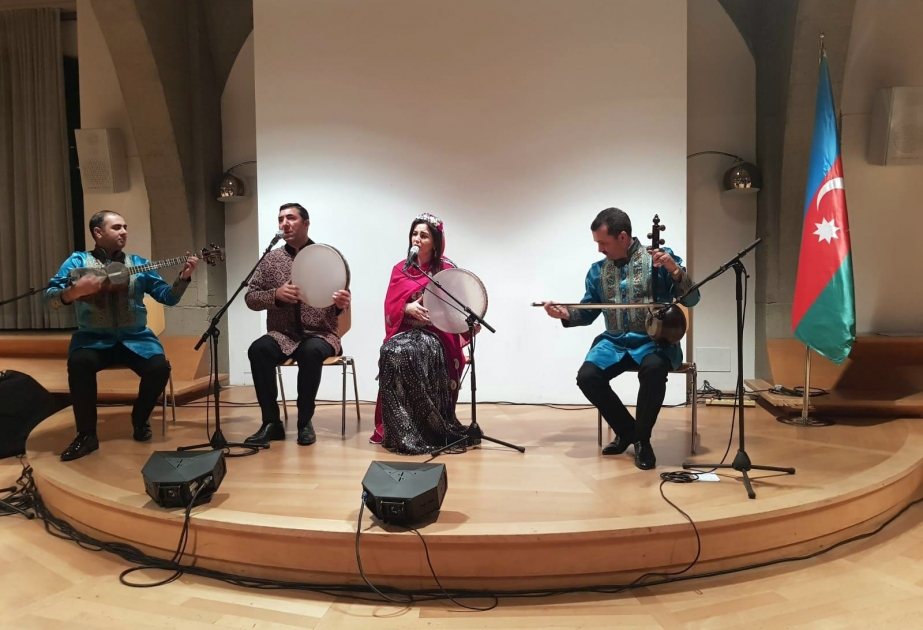 İsveçrədə Dünya Azərbaycanlılarının Həmrəylik Gününə həsr olunmuş konsert keçirilib