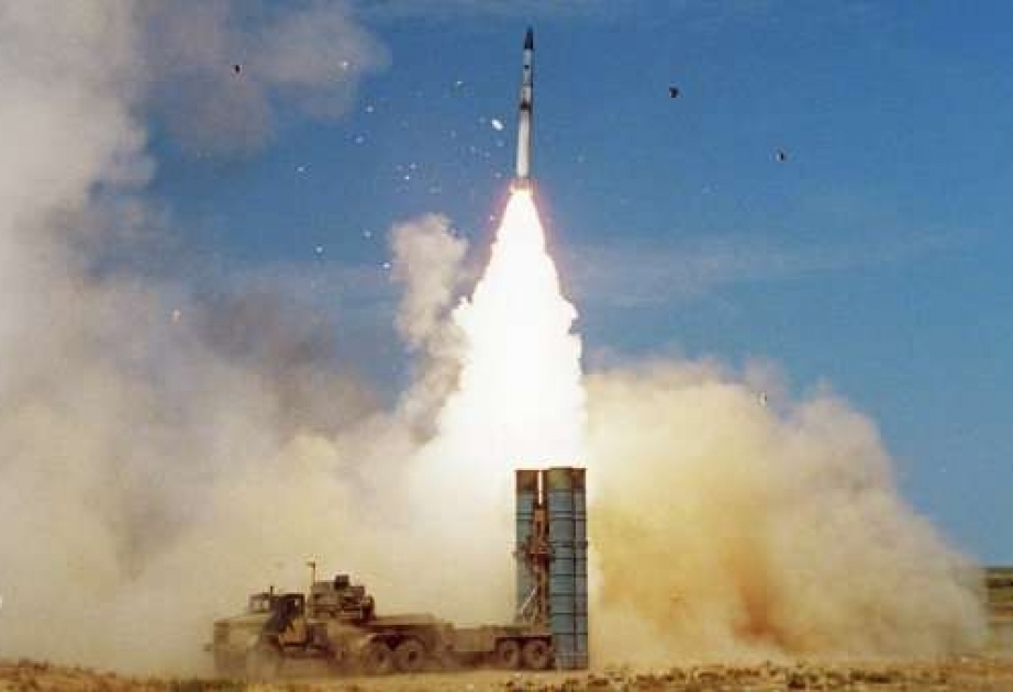 Çin S-400 zenit-raket kompleksinin ilk uğurlu sınağını keçirib