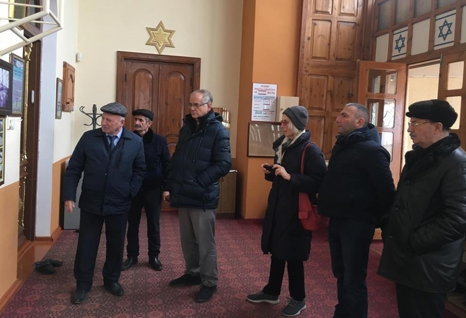 İsrailli məşhur dramaturq İdo Netanyahu Qırmızı qəsəbədə olub