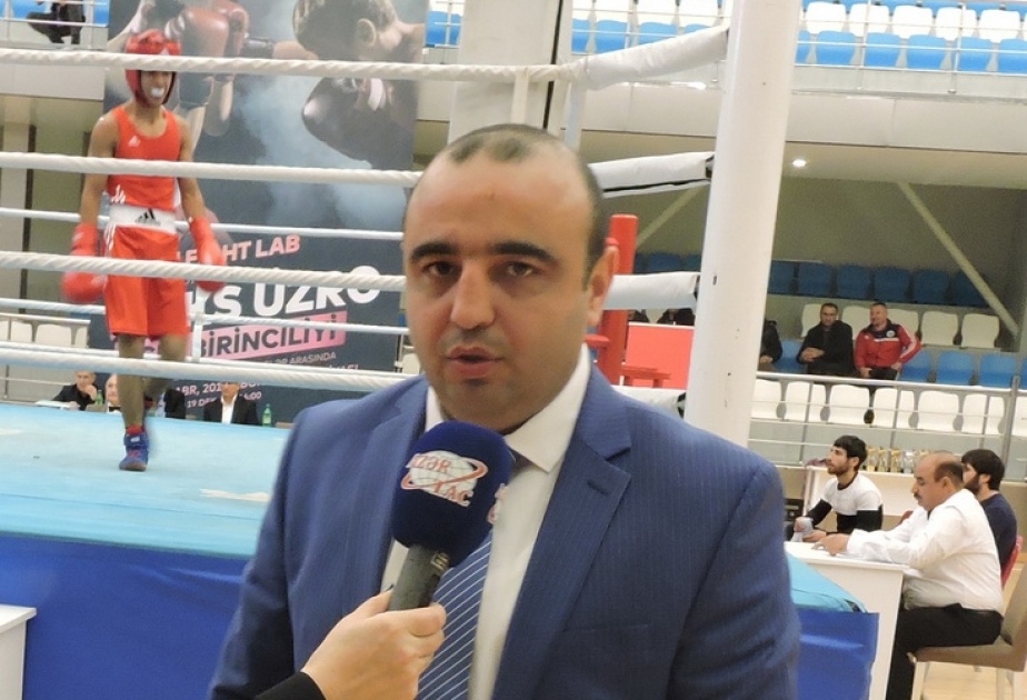 Fərhad Acalov: Həvəskar boksçuların xaricə üz tutmamaları üçün peşəkar klubun yaradılması çox vacibdir